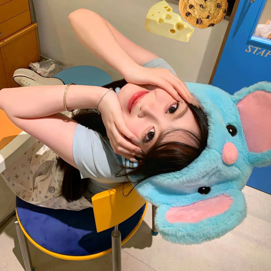 年轻女子